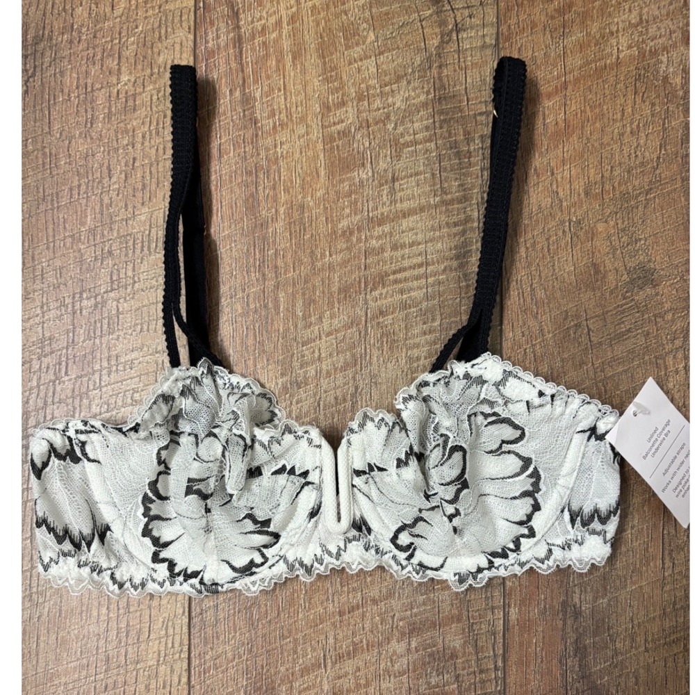 Auden 32A Balconette Underwire Bra Women White Black Floral Lace NWT